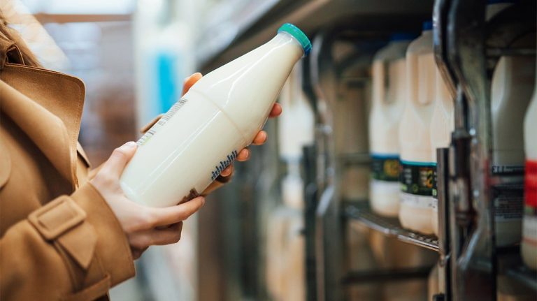 Organic Milk: Good or Hype? What You Need to Know